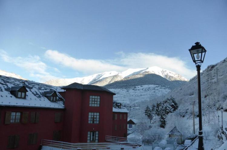 Hotel Hipic Vielha Kültér fotó